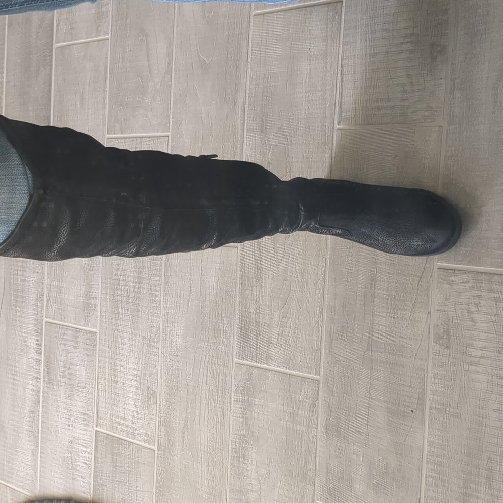Women's over-the-knee black leather boots - new